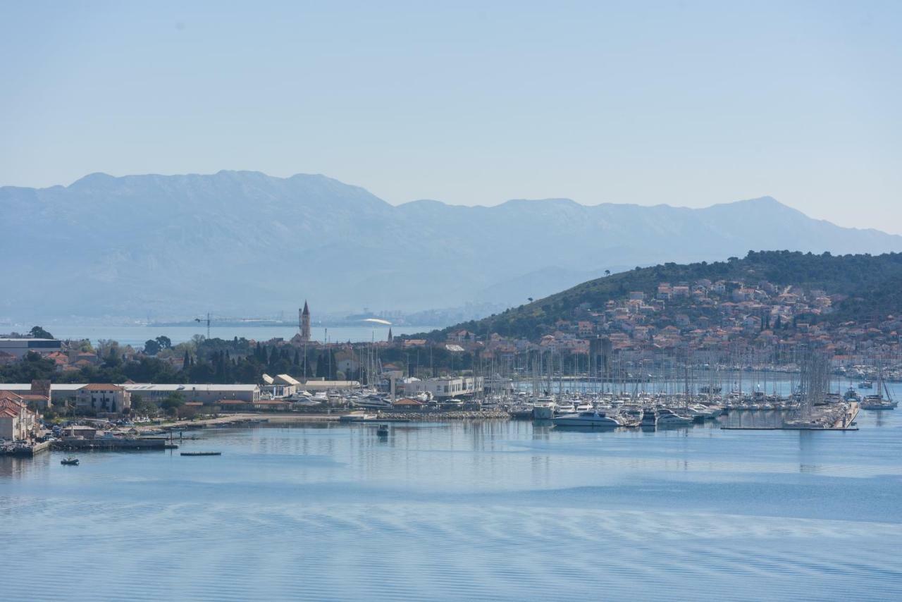 Accommodation Mamut Trogir Ngoại thất bức ảnh