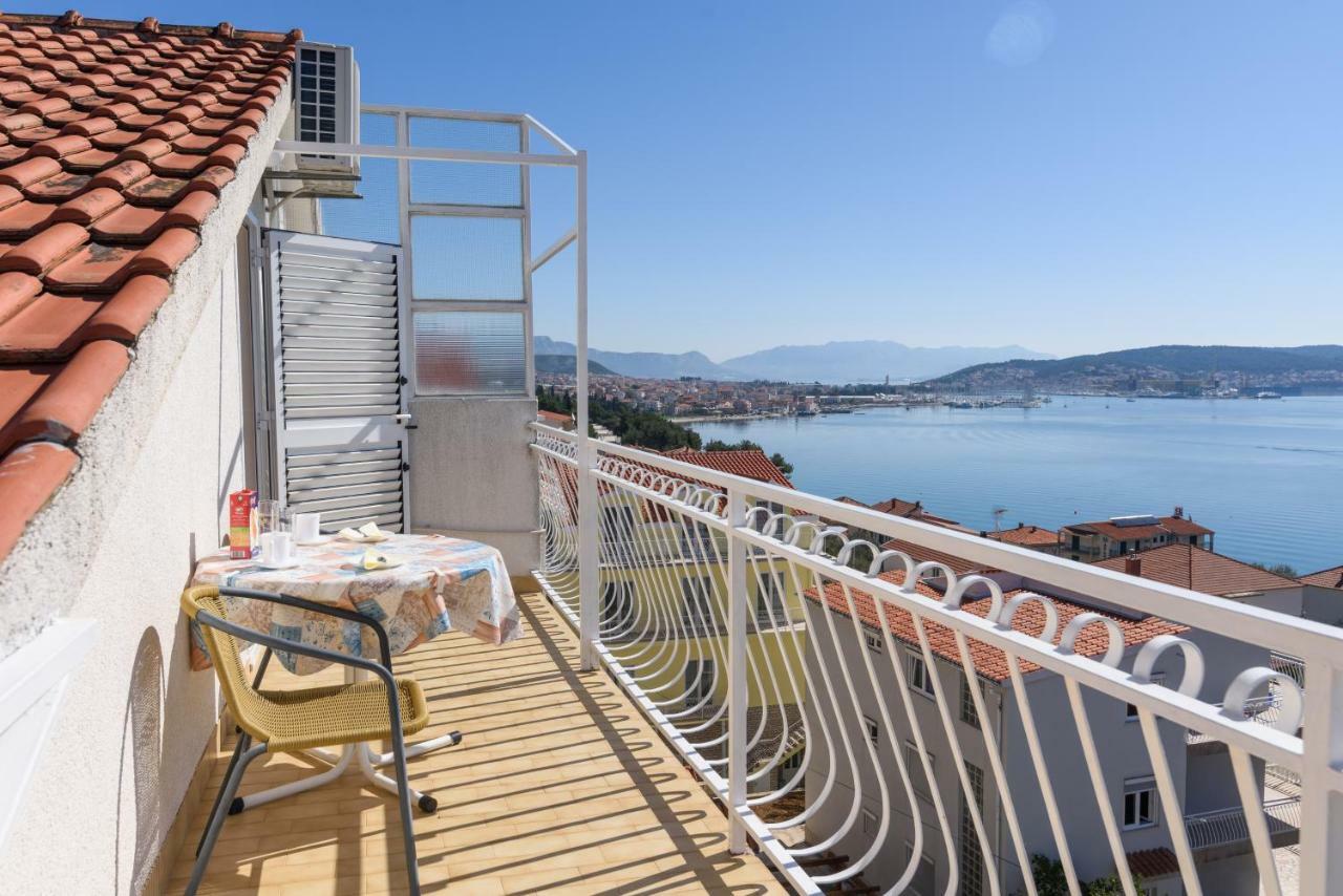 Accommodation Mamut Trogir Ngoại thất bức ảnh